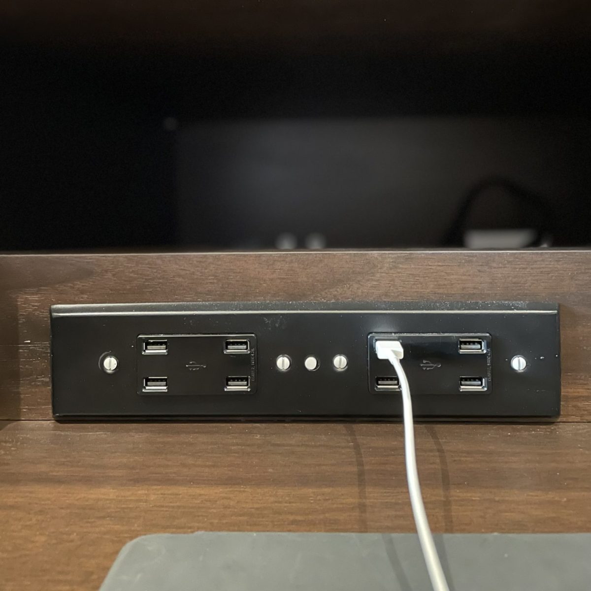 Docking Drawer Blade DUO USB charging in Black