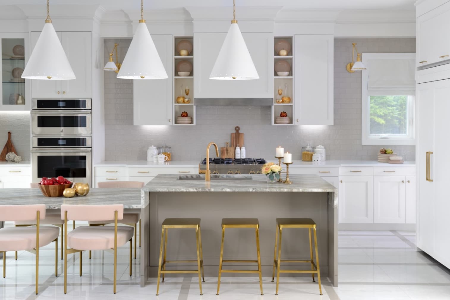 kitchen with 3 stools two white lights