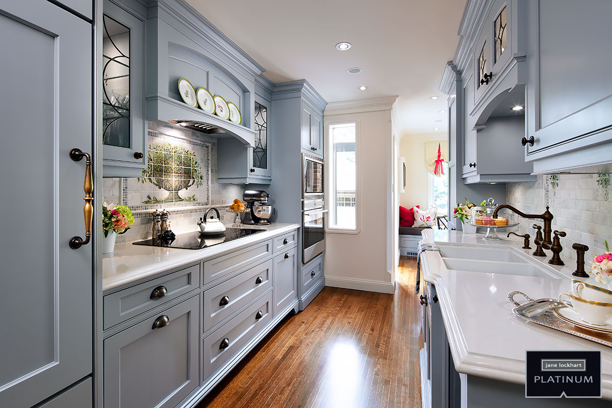 Jane Lockhart Platinum kitchen