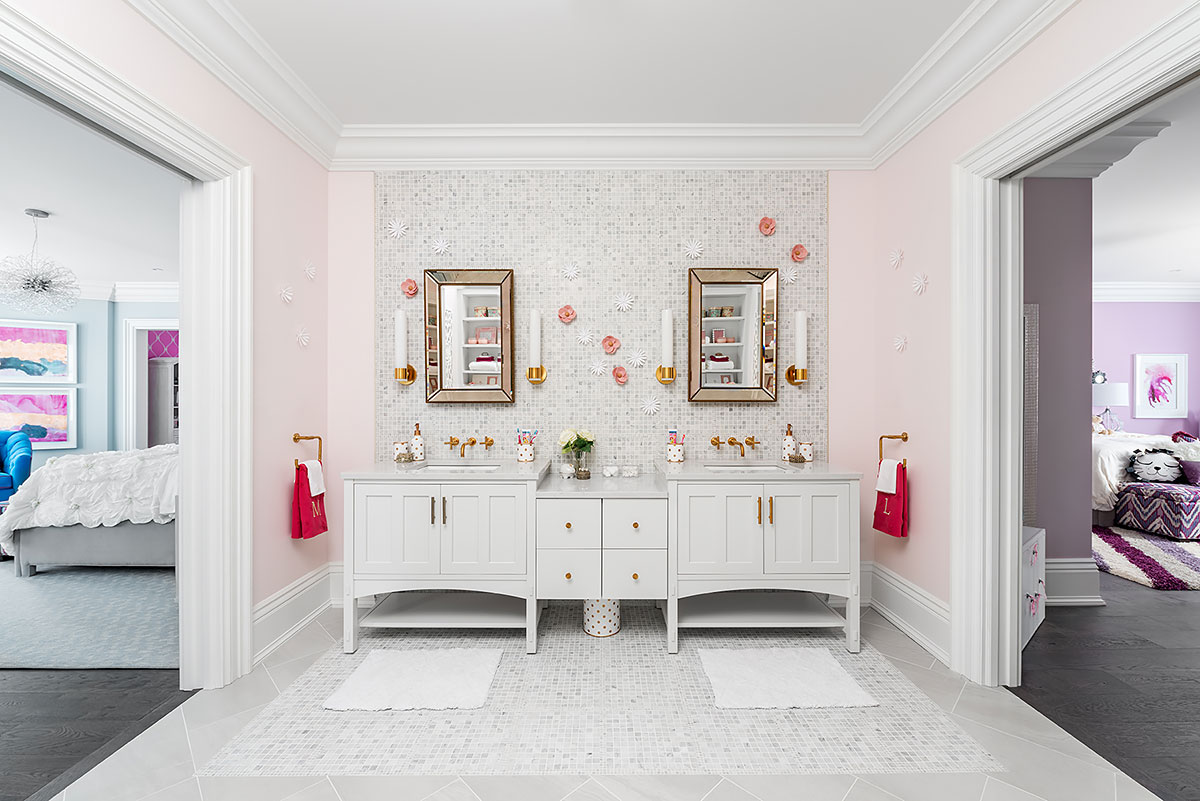 Bathroom vanity