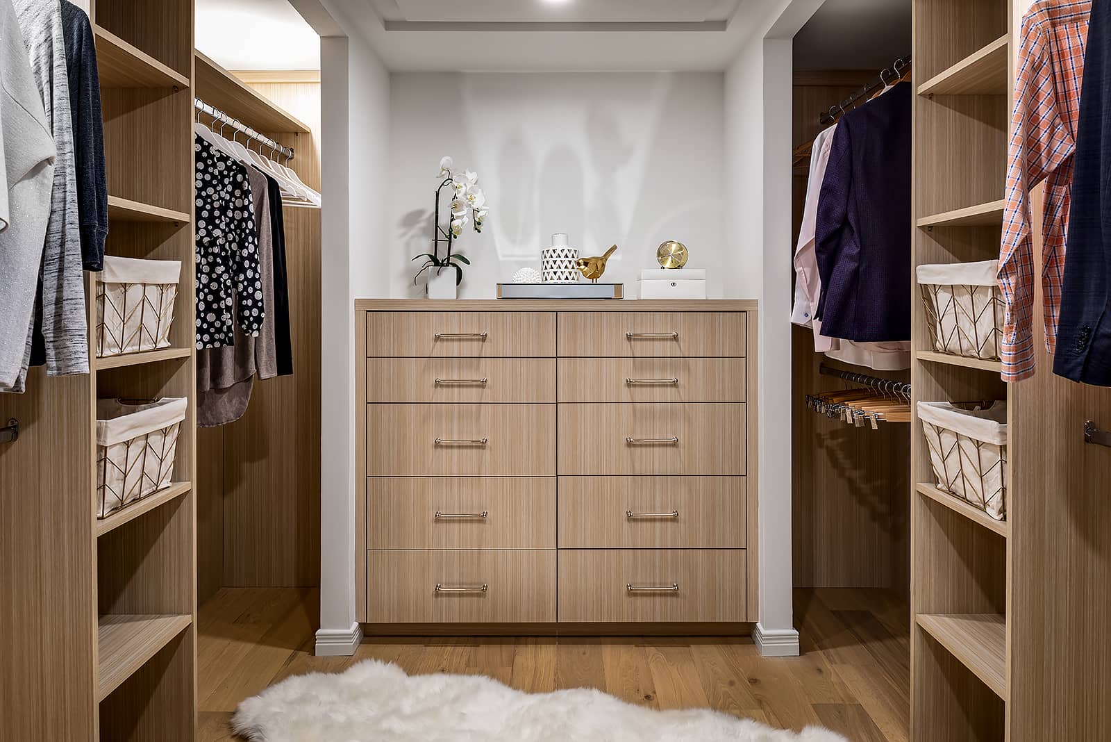walk-in closet
