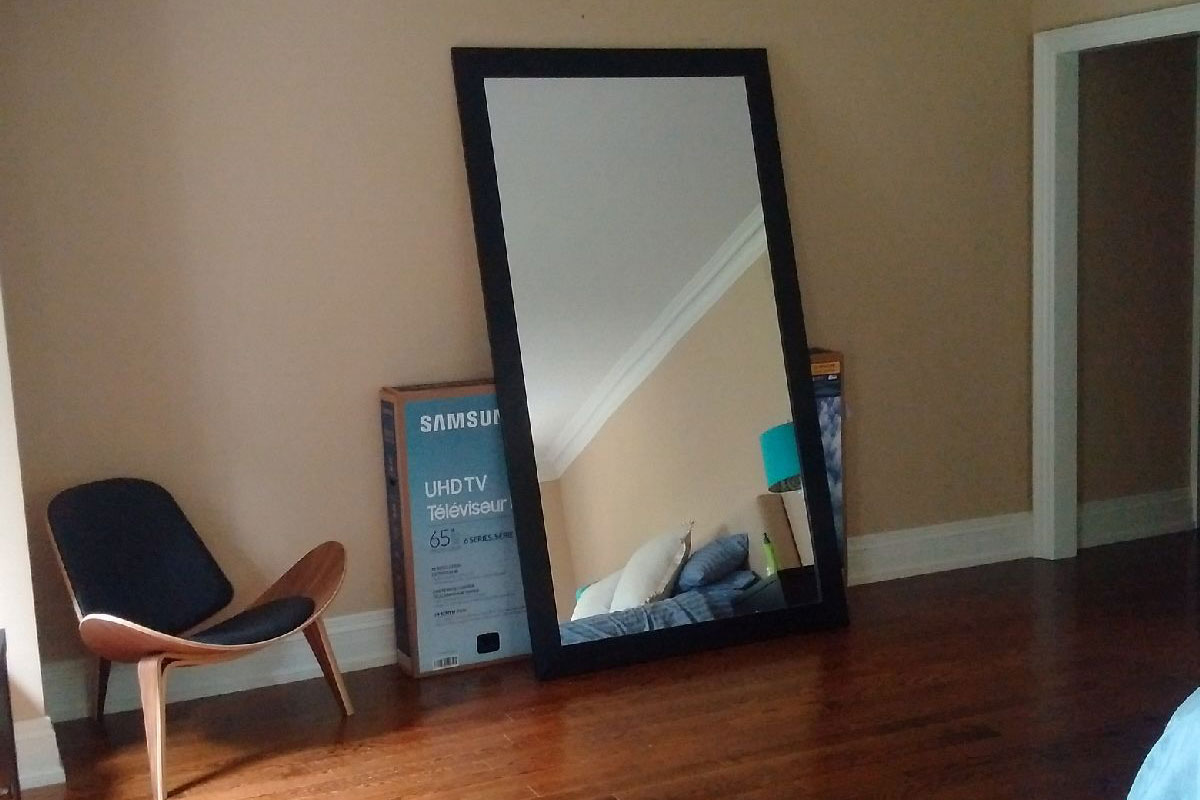 Empty bedroom before photo