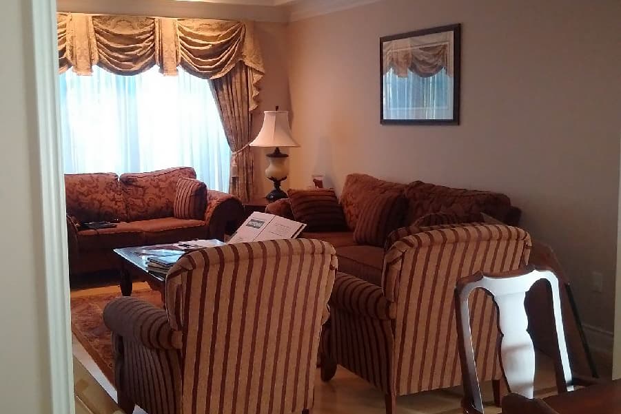 Livingroom before photo