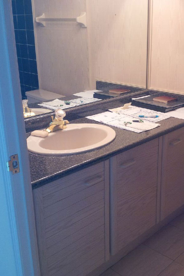 Powder room before renovation